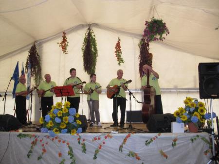 18. tradicionalna prireditev Pozdrav jeseni in 12. mednarodni tek prijateljstva Razkrižje-Štrigova 41